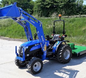 Solis 26 Tractor with Loader & Topper Mower